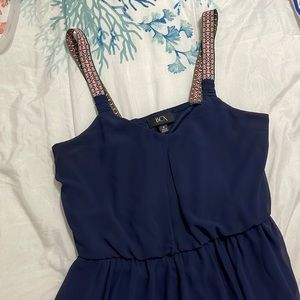 Cute navy blue dress!